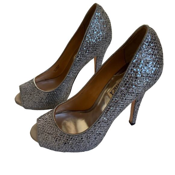 Badgley Mischa Shoes Women's Silver Glitter Open Toe Heels Sz 5 - Picture 2 of 8